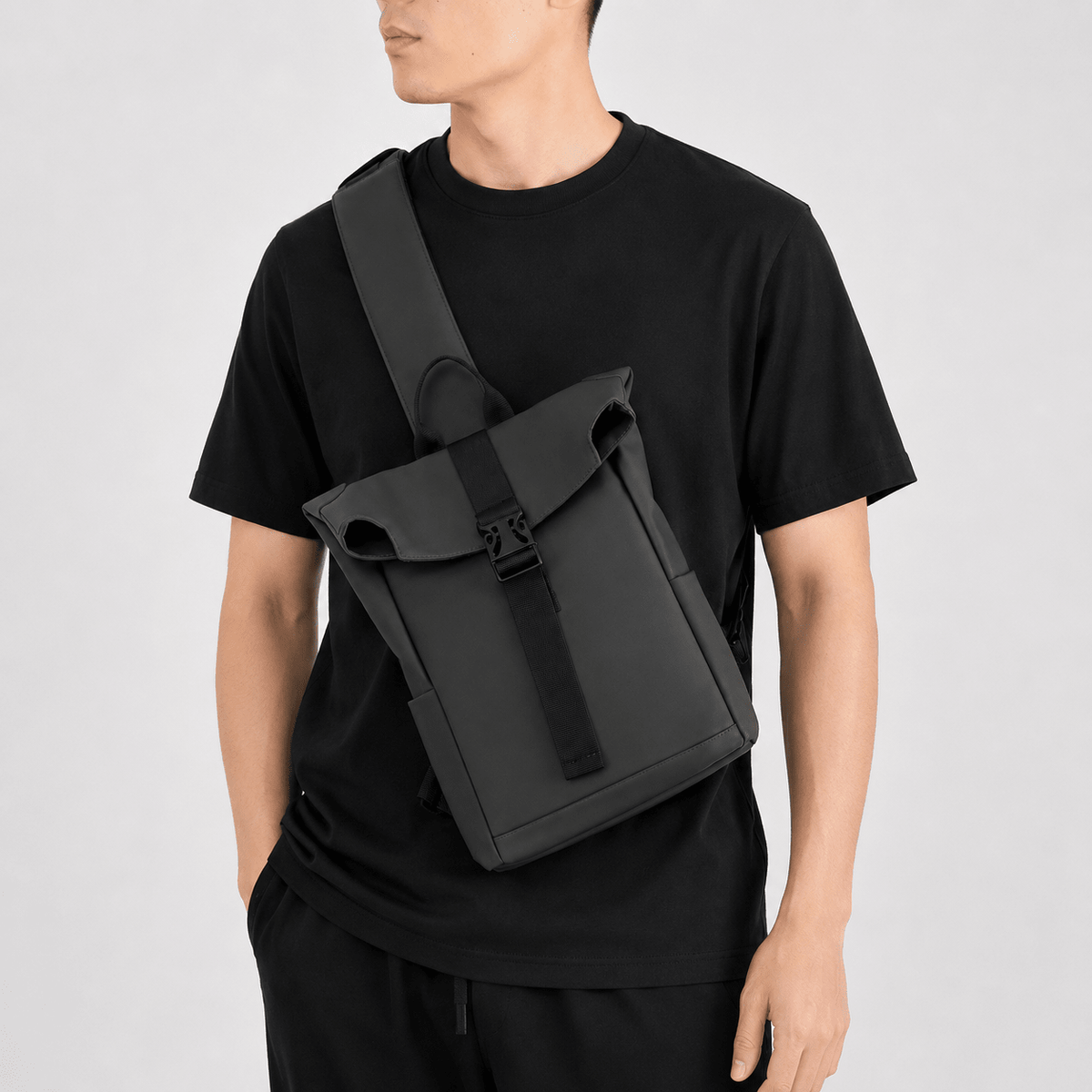 Roam Crossbody Bag - SNO